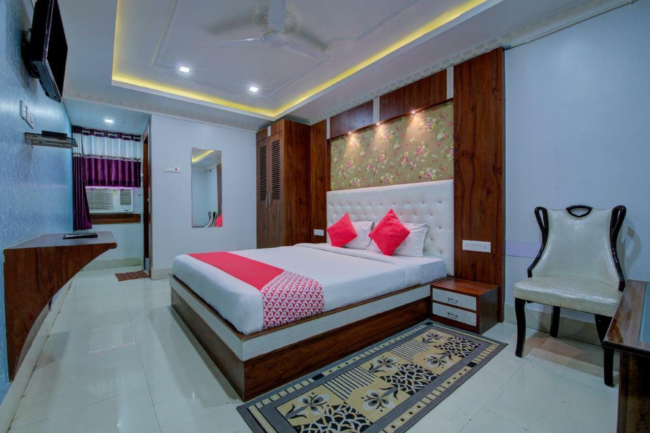 Oyo 14579 The Hangout Jamshedpur Esterno foto